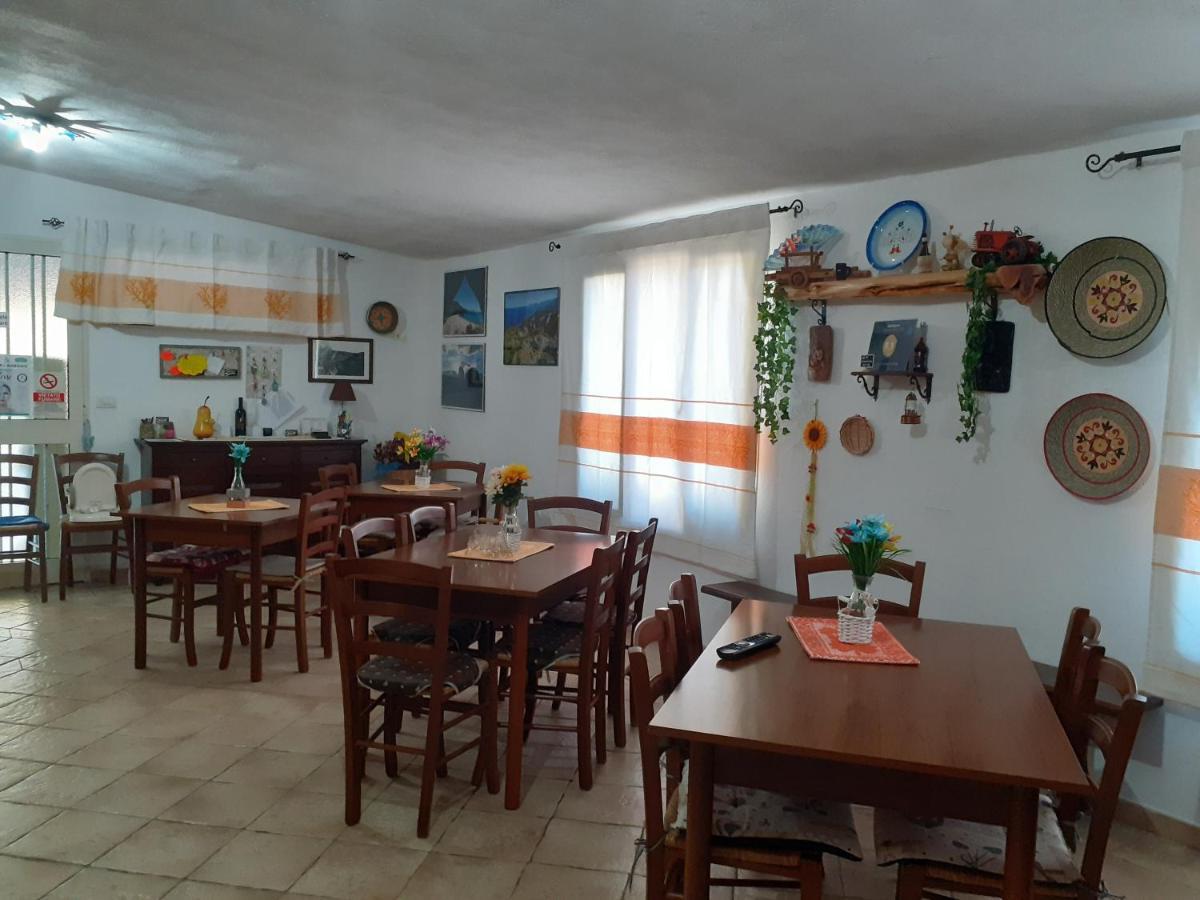 Bed&Breakfast Pira pinta Dorgali Bagian luar foto