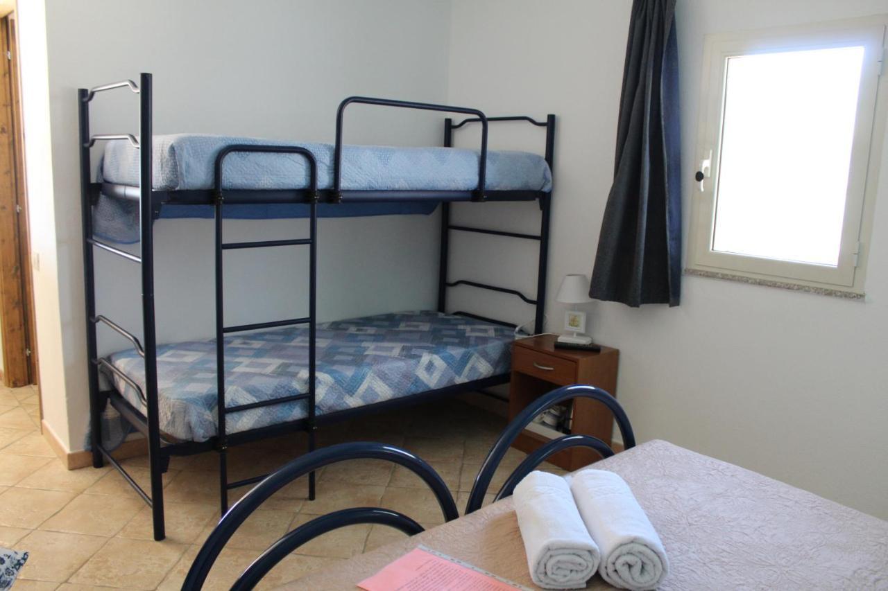 Bed&Breakfast Pira pinta Dorgali Bagian luar foto